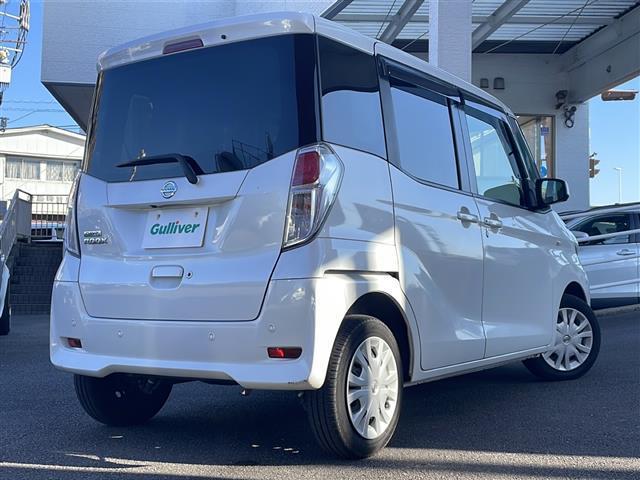 デイズルークス Ｘ　社外ＳＤナビ　ワンセグテレビ　バックカメラ　全方位カメラ　Ｂｌｕｅｔｏｏｔｈ　ＵＳＢ入力端子　ＡＵＸ　片側パワースライドドア　社外フロアマット　ドアバイザー　スマートキー　プッシュスタート（13枚目）