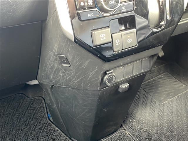 ルーミー カスタムG 社外SDナビ フルセグテレビ Bluetooth バックカメラ アイドリングストップ クルーズコントロール ドアバイザー デイライト 両側パワースライドドア ETC 前後ドライブレコーダー(32枚目)