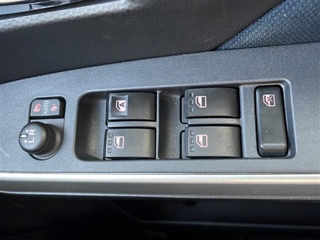 ルーミー カスタムG 社外SDナビ フルセグテレビ Bluetooth バックカメラ アイドリングストップ クルーズコントロール ドアバイザー デイライト 両側パワースライドドア ETC 前後ドライブレコーダー(34枚目)