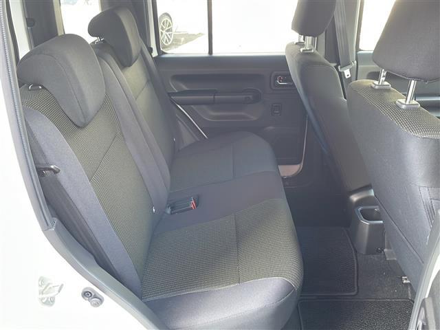 ジムニーノマド ＦＣ　ワンオーナー　アイドリングストップ　クルーズコントロール　ドアバイザー　プッシュスタート　４ＷＤ　純正フロアマット　シートヒーター　背面スペアタイヤ　純正アルミホイール　カーテンエアバッグ（22枚目）