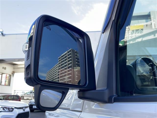 ジムニーノマド ＦＣ　ワンオーナー　アイドリングストップ　クルーズコントロール　ドアバイザー　プッシュスタート　４ＷＤ　純正フロアマット　シートヒーター　背面スペアタイヤ　純正アルミホイール　カーテンエアバッグ（25枚目）