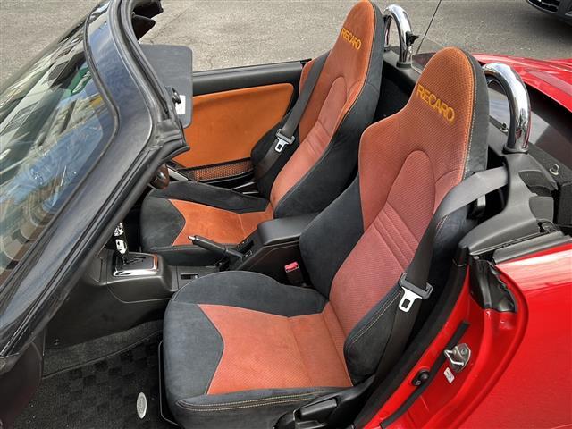 コペン アルティメットエディション　オープンカー　社外オーディオ　Ｂｌｕｅｔｏｏｔｈ　ＣＤチェンジャー　社外アルミホイール　シートヒーター　純正フロアマット　ＥＴＣ　パワーステアリング　パワーウィンドウ　ＬＥＤヘッドライト（6枚目）