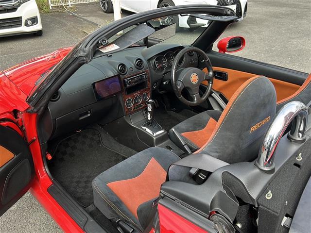 コペン アルティメットエディション　オープンカー　社外オーディオ　Ｂｌｕｅｔｏｏｔｈ　ＣＤチェンジャー　社外アルミホイール　シートヒーター　純正フロアマット　ＥＴＣ　パワーステアリング　パワーウィンドウ　ＬＥＤヘッドライト（7枚目）