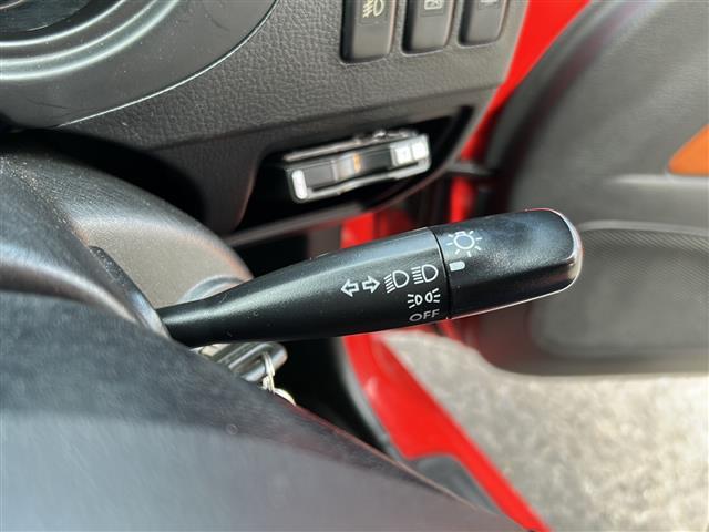 コペン アルティメットエディション　オープンカー　社外オーディオ　Ｂｌｕｅｔｏｏｔｈ　ＣＤチェンジャー　社外アルミホイール　シートヒーター　純正フロアマット　ＥＴＣ　パワーステアリング　パワーウィンドウ　ＬＥＤヘッドライト（10枚目）