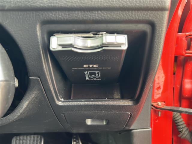 コペン アルティメットエディション　オープンカー　社外オーディオ　Ｂｌｕｅｔｏｏｔｈ　ＣＤチェンジャー　社外アルミホイール　シートヒーター　純正フロアマット　ＥＴＣ　パワーステアリング　パワーウィンドウ　ＬＥＤヘッドライト（18枚目）