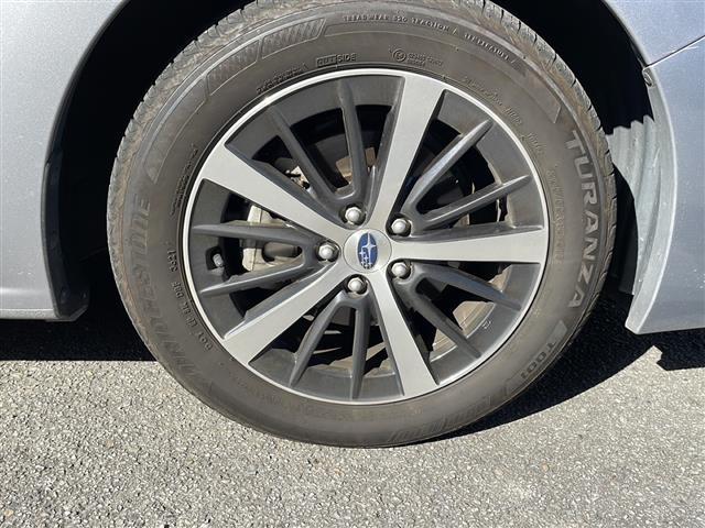 インプレッサスポーツ 1.6i-Lアイサイト リモコンキー USB入力端子 CDチェンジャー オートライト パワーステアリング パワーウィンドウ 純正アルミホイール 純正フロアマット レーダークルーズコントロール コーナーセンサー(14枚目)