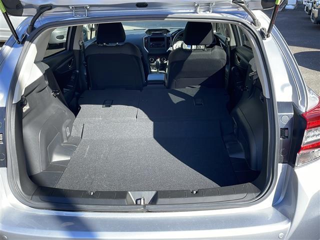 インプレッサスポーツ 1.6i-Lアイサイト リモコンキー USB入力端子 CDチェンジャー オートライト パワーステアリング パワーウィンドウ 純正アルミホイール 純正フロアマット レーダークルーズコントロール コーナーセンサー(19枚目)