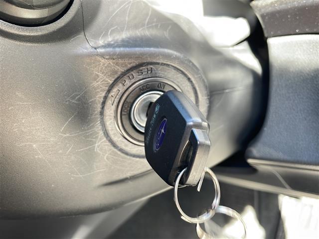 インプレッサスポーツ 1.6i-Lアイサイト リモコンキー USB入力端子 CDチェンジャー オートライト パワーステアリング パワーウィンドウ 純正アルミホイール 純正フロアマット レーダークルーズコントロール コーナーセンサー(25枚目)