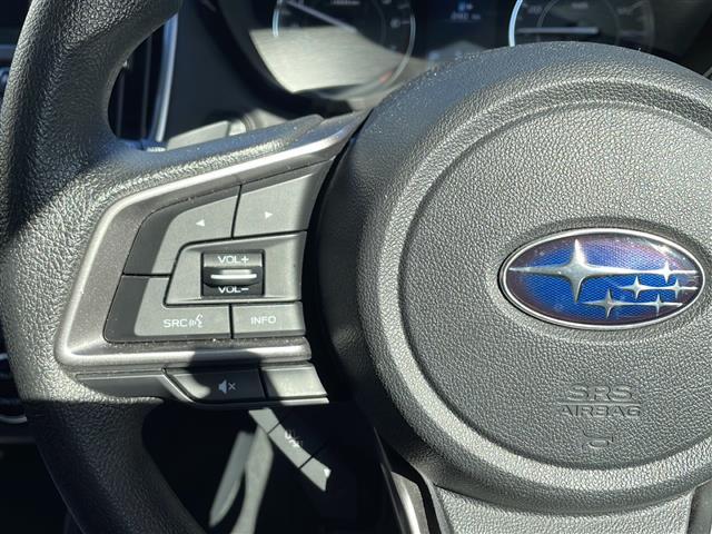 インプレッサスポーツ 1.6i-Lアイサイト リモコンキー USB入力端子 CDチェンジャー オートライト パワーステアリング パワーウィンドウ 純正アルミホイール 純正フロアマット レーダークルーズコントロール コーナーセンサー(39枚目)