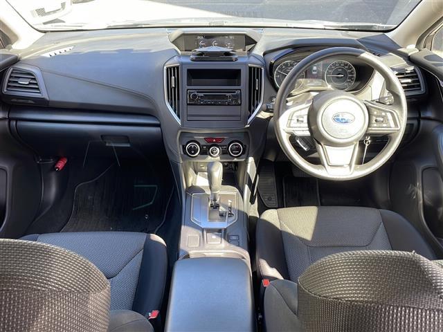 インプレッサスポーツ 1.6i-Lアイサイト リモコンキー USB入力端子 CDチェンジャー オートライト パワーステアリング パワーウィンドウ 純正アルミホイール 純正フロアマット レーダークルーズコントロール コーナーセンサー(42枚目)