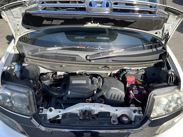 N-BOXカスタム G・Lパッケージ ETC 片側パワースライドドア バックカメラ 前席ベンチシート 後席チップアップシート CD再生 ワンセグ ナビ 純正フロアマット 純正アルミホイール14インチ オートエアコン USB入力端子(24枚目)