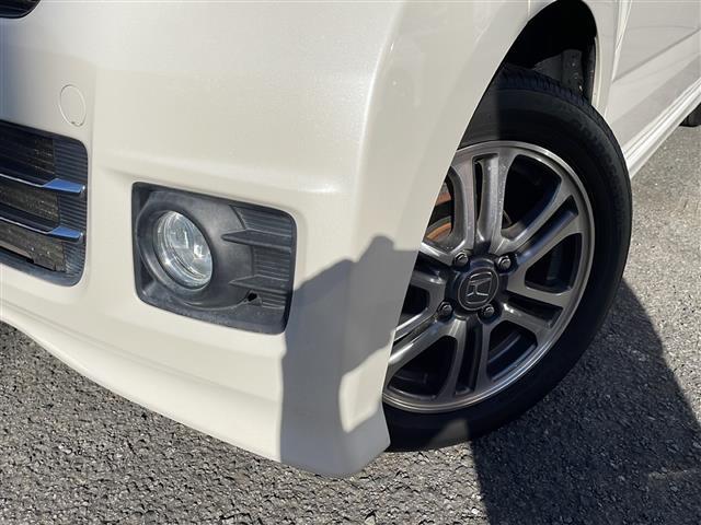 N-BOXカスタム G・Lパッケージ ETC 片側パワースライドドア バックカメラ 前席ベンチシート 後席チップアップシート CD再生 ワンセグ ナビ 純正フロアマット 純正アルミホイール14インチ オートエアコン USB入力端子(35枚目)