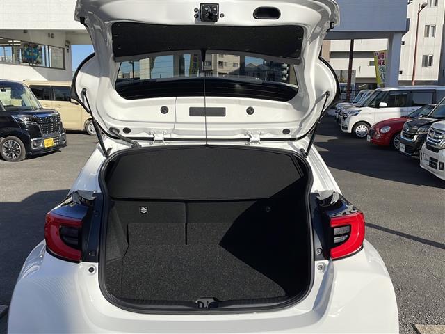 GRヤリス RZ ハイパフォーマンス Bluetooth接続 ディスプレイオーディオ ETC バックカメラ ドライブレコーダー 純正フロアマット 純正アルミホイール クルーズコントロール ハンドルヒーター BSM(35枚目)