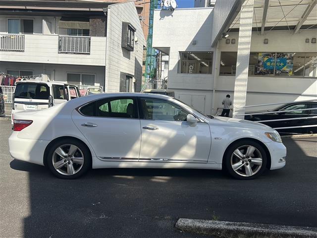 LS LS460 Iパッケージ 純正HDDナビ BT CD HDD テレビ使用不可 パワーシートDN席 シートヒーターDN席 ハンドルヒーター バッグカメラ クルーズコントロール オートライト ETC 電動サンシェード レザーシート(9枚目)