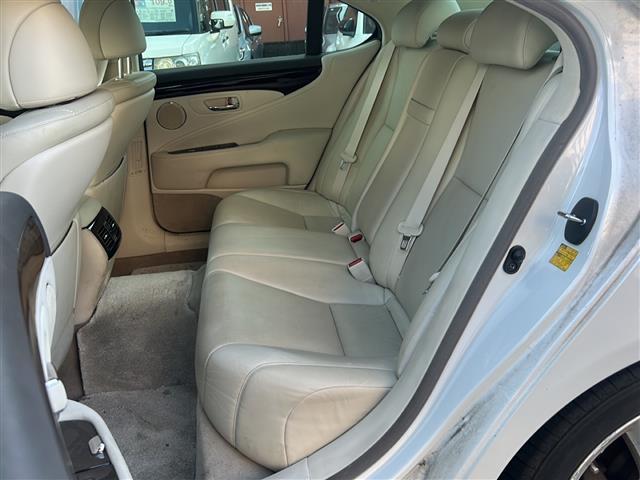 LS LS460 Iパッケージ 純正HDDナビ BT CD HDD テレビ使用不可 パワーシートDN席 シートヒーターDN席 ハンドルヒーター バッグカメラ クルーズコントロール オートライト ETC 電動サンシェード レザーシート(17枚目)