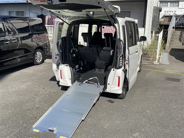 N-BOXカスタム L・スロープ 社外SDナビ BT CD DVD TV バックカメラ ETC レーダークルーズコントロール 両側パワースライド シートヒーターDN席 オートライト レーンキープ 衝撃軽減システム プッシュスタート(19枚目)
