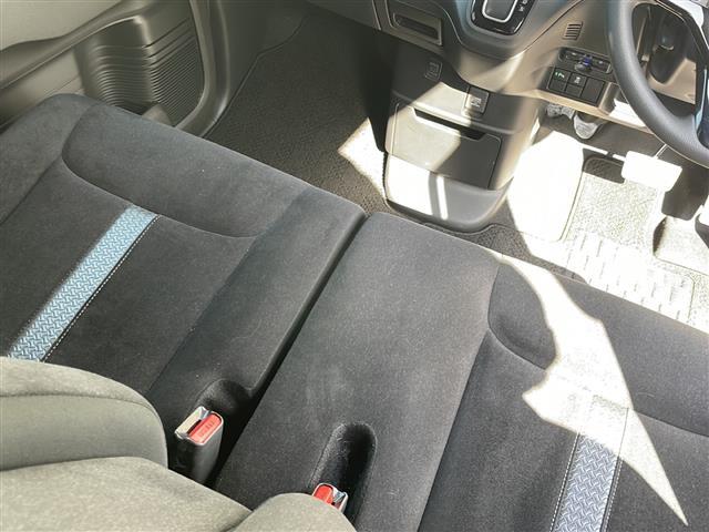 N-BOXカスタム L・スロープ 社外SDナビ BT CD DVD TV バックカメラ ETC レーダークルーズコントロール 両側パワースライド シートヒーターDN席 オートライト レーンキープ 衝撃軽減システム プッシュスタート(20枚目)