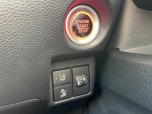 N-BOXカスタム L・スロープ 社外SDナビ BT CD DVD TV バックカメラ ETC レーダークルーズコントロール 両側パワースライド シートヒーターDN席 オートライト レーンキープ 衝撃軽減システム プッシュスタート(26枚目)