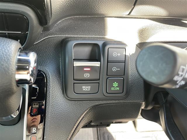 N-BOXカスタム L・スロープ 社外SDナビ BT CD DVD TV バックカメラ ETC レーダークルーズコントロール 両側パワースライド シートヒーターDN席 オートライト レーンキープ 衝撃軽減システム プッシュスタート(31枚目)