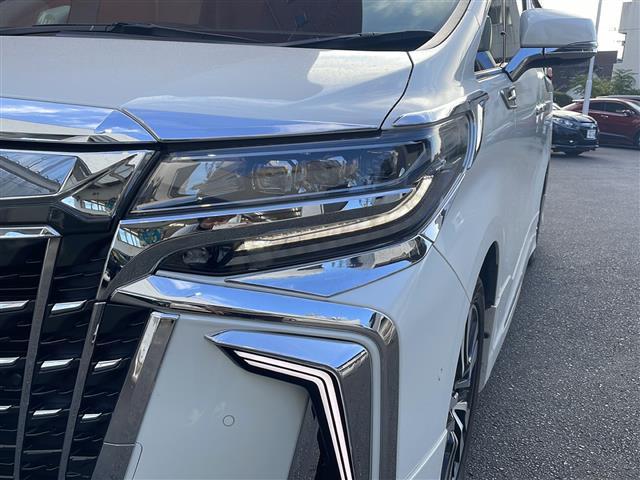 アルファード ２．５Ｓ　Ｃパッケージ　純正ナビ　ＪＢＬサウンド　Ｂｌｕｅｔｏｏｔｈ　後席用モニター　ＵＳＢ入力端子　全方位カメラ　ＢＳＭ　ハンドルヒーター　モデリスタフルエアロ　シートヒーター　エアシート　前後ドライブレコーダー　ＥＴＣ（11枚目）