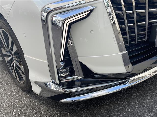 アルファード ２．５Ｓ　Ｃパッケージ　純正ナビ　ＪＢＬサウンド　Ｂｌｕｅｔｏｏｔｈ　後席用モニター　ＵＳＢ入力端子　全方位カメラ　ＢＳＭ　ハンドルヒーター　モデリスタフルエアロ　シートヒーター　エアシート　前後ドライブレコーダー　ＥＴＣ（12枚目）