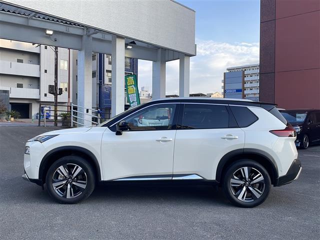 エクストレイル Ｇ　ｅ－４ＯＲＣＥ　ディスプレイオーディオ　Ｂｌｕｅｔｏｏｔｈ　ＵＳＢ入力端子　全方位カメラ　フルセグＴＶ　ＥＴＣ　前後ドライブレコーダー　ＢＳＭ　レーダークルーズコントロール　ＢＯＳＥサウンド　ヘッドアップディスプレイ（9枚目）