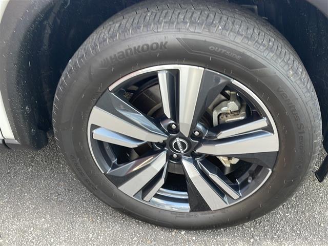 エクストレイル Ｇ　ｅ－４ＯＲＣＥ　ディスプレイオーディオ　Ｂｌｕｅｔｏｏｔｈ　ＵＳＢ入力端子　全方位カメラ　フルセグＴＶ　ＥＴＣ　前後ドライブレコーダー　ＢＳＭ　レーダークルーズコントロール　ＢＯＳＥサウンド　ヘッドアップディスプレイ（11枚目）