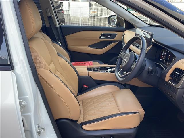 エクストレイル Ｇ　ｅ－４ＯＲＣＥ　ディスプレイオーディオ　Ｂｌｕｅｔｏｏｔｈ　ＵＳＢ入力端子　全方位カメラ　フルセグＴＶ　ＥＴＣ　前後ドライブレコーダー　ＢＳＭ　レーダークルーズコントロール　ＢＯＳＥサウンド　ヘッドアップディスプレイ（16枚目）