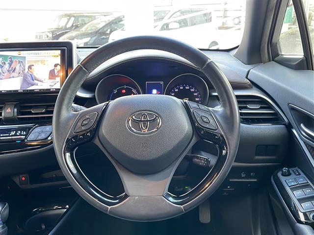 Ｃ－ＨＲ Ｇ　ＳＤナビ　Ｂｌｕｅｔｏｏｔｈ　フルセグＴＶ　バックカメラ　ＢＳＭ　モデリスタフルエアロ　前後ドライブレコーダー　前後コーナーセンサー　ＥＴＣ　ＣＤチェンジャー　純正アルミホイール　純正フロアマット（20枚目）