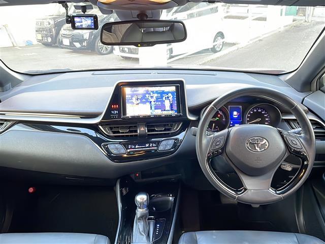 Ｃ－ＨＲ Ｇ　ＳＤナビ　Ｂｌｕｅｔｏｏｔｈ　フルセグＴＶ　バックカメラ　ＢＳＭ　モデリスタフルエアロ　前後ドライブレコーダー　前後コーナーセンサー　ＥＴＣ　ＣＤチェンジャー　純正アルミホイール　純正フロアマット（42枚目）