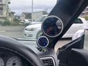 WRX STiバージョンVI 純正リアウィング ターボ車 5速ミッション 専用シート 社外ハードディスクナビ ETC 純正エアロ 純正16インチアルミホイール ブースト計 電圧計(25枚目)