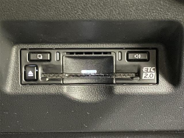 アルファード Ｚ　純正メモリーナビ（ＦＭ／ＡＭ／ＢＴ）　フルセグテレビ　レザーシート　プリクラッシュセーフティー　レーダークルーズコントロール　レーンキープアシスト　ブラインドスポットモニター　パワーバックドア（24枚目）