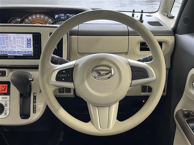 ムーヴキャンバス Ｇメイクアップリミテッド　ＳＡＩＩＩ　社外ＳＤナビ（ＦＭ／ＡＭ／ＣＤ／Ｂｌｕｅｔｏｏｔｈ）　ワンセグテレビ　衝突被害軽減装置　全方位カメラ　両側パワースライドドア　アイドリングストップ　横滑り防止装置　オートマチックハイビーム　ＥＴＣ（8枚目）