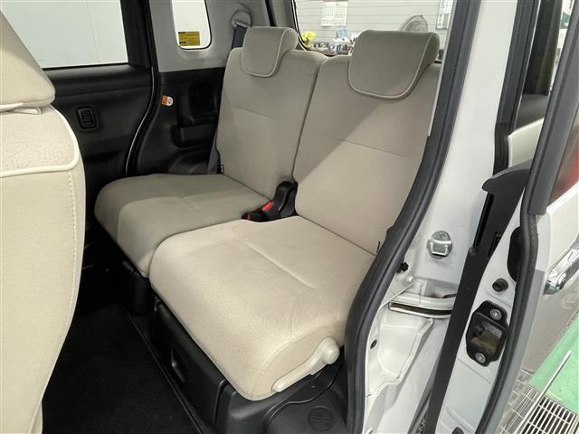 ムーヴキャンバス Ｇメイクアップリミテッド　ＳＡＩＩＩ　社外ＳＤナビ（ＦＭ／ＡＭ／ＣＤ／Ｂｌｕｅｔｏｏｔｈ）　ワンセグテレビ　衝突被害軽減装置　全方位カメラ　両側パワースライドドア　アイドリングストップ　横滑り防止装置　オートマチックハイビーム　ＥＴＣ（26枚目）