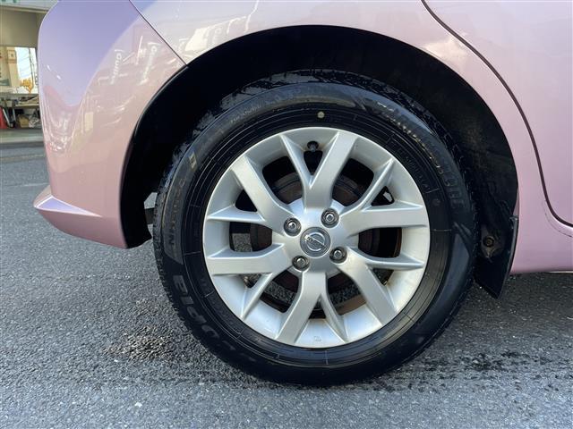 ノート ｅ－パワー　メダリスト　純正ＳＤナビ（ＦＭ／ＡＭ／ＣＤ／ＤＶＤ／Ｂｌｕｅｔｏｏｔｈ）　フルセグテレビ　ハーフレザーシート　衝突被害軽減装置　レーンキープアシスト　横滑り防止装置　全方位カメラ　デジタルインナーミラー（26枚目）