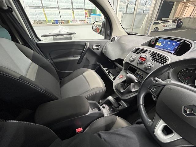 カングー プラティーク ルーフレール 社外ナビ(13枚目)