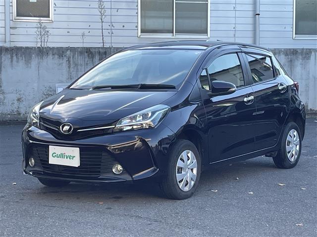 ヴィッツ １．３Ｆ　ＬＥＤエディション　純正ＳＤナビ（ＡＭ／ＦＭ／ＣＤ／Ｂｌｕｅｔｏｏｔｈ）　ワンセグテレビ　横滑り防止装置　４ＷＤオートモードスイッチ　フロントワイパーデアイサー　スマートキー　プッシュスタート　ＥＴＣ　電動格納ミラー（24枚目）