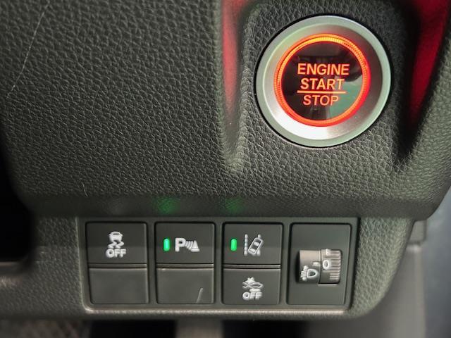 N-WGNカスタム Lホンダセンシング ・ワンオーナー ・ホンダセンシング ・純正ナビ 型式:VXM-204VFi(フルセグTV/CD/DVD/Bluetooth) ・ステアリングスイッチ ・バックカメラ ・ビルトインETC(29枚目)