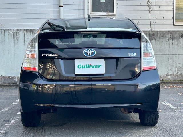 プリウス Ｇ　・純正ＳＤナビ　・ワンセグＴＶ　・ＣＤ／ＤＶＤ／ＡＭ／ＦＭ　・バックカメラ　・クルーズコントロール　・ＨＩＤヘッドライト　・オートライト　・フロントフォグライト　・ウィンカーミラー　・電動格納ミラー（7枚目）