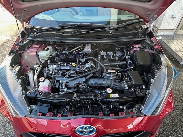 ヤリス ハイブリッドＺ　ワンオーナー　４ＷＤ（23枚目）