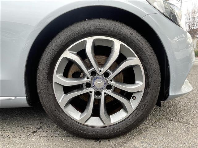 Ｃクラス Ｃ１８０アバンギャルド　Ｃクラス　Ｃ１８０　レーダーセーフティ　純正ナビ　フルセグテレビ　ブラインドスポットモニター　パワーシート　パワーバックドア　前後ドラレコ　レーダークルーズコントロール（29枚目）