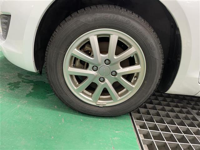 スイフト ＸＧ　４ＷＤ　プッシュスタート　純正フロアマット　前方ドライブレコーダー　ヘッドライトレベライザー　電動格納ミラー　ドアミラーヒーター　オーディオ　ＣＤ／ＦＭ／ＡＭ／ＵＳＢ　スペアキー（20枚目）