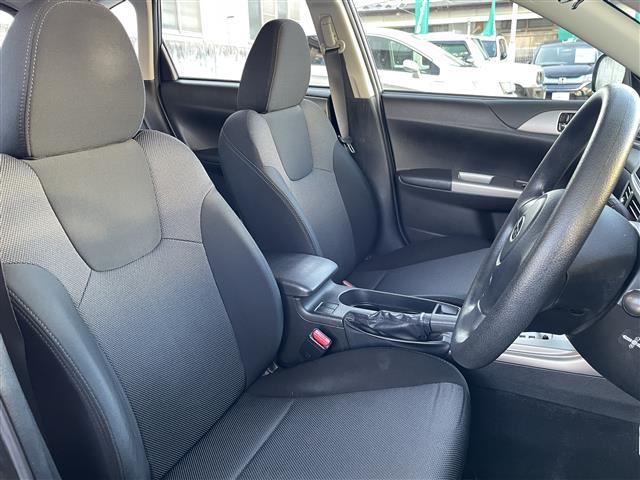 インプレッサ １．５ｉ　インプレッサ１．５ｉ　社外オーディオ　ＣＤ／ＦＭ／ＡＭ　電動格納ミラー　純正フロアマット　ヘッドライトレベライザー　リモコンキー　スペアキー（3枚目）