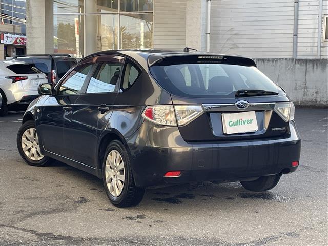 インプレッサ １．５ｉ　インプレッサ１．５ｉ　社外オーディオ　ＣＤ／ＦＭ／ＡＭ　電動格納ミラー　純正フロアマット　ヘッドライトレベライザー　リモコンキー　スペアキー（25枚目）