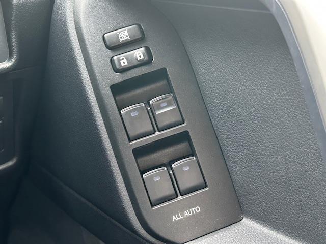 ランドクルーザープラド ＴＸ　Ｌパッケージ　１オーナー／７人乗／純正９型ナビ／セーフティセンスＰ／ＬＥＤヘッドランプ／ビルトインＥＴＣ（15枚目）