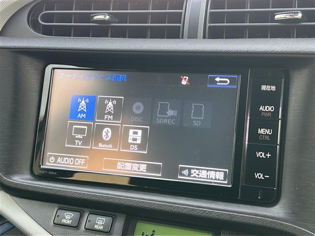 アクア S 純正ナビ/フルセグTV/バックカメラ/スマートキー/プッシュスタート/ETC/オートライト/(9枚目)