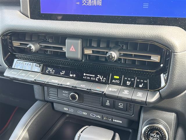 ランドクルーザー250 ZXファーストエディション 軽油/4WD/ワンオーナー/純正ナビ/BSM/パノラミックビュー/ヘッドアップディスプレイ(11枚目)