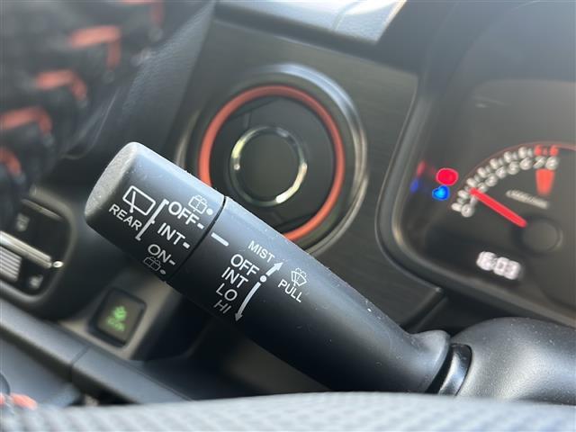 Ｎ－ＯＮＥ ＲＳ　ワンオーナー／６速ＭＴ／純正ナビ／Ｂカメラ／ＥＴＣ／前シートヒーター／ＬＥＤヘッドランプ（12枚目）