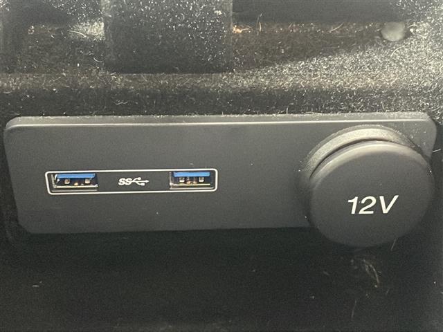 レンジローバーイヴォーク SEプラス 純正ナビ/フルセグTV/Meridian/黒革シート/前後ドラレコ/シートメモリー/ETC/(12枚目)