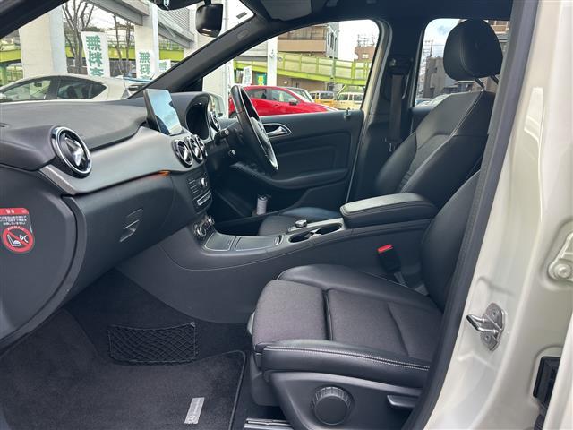 Bクラス B180 レーダーセーフティP/純正ナビ/バックカメラ/スマートキー/前後コーナーセンサー/LEDヘッドランプ(23枚目)